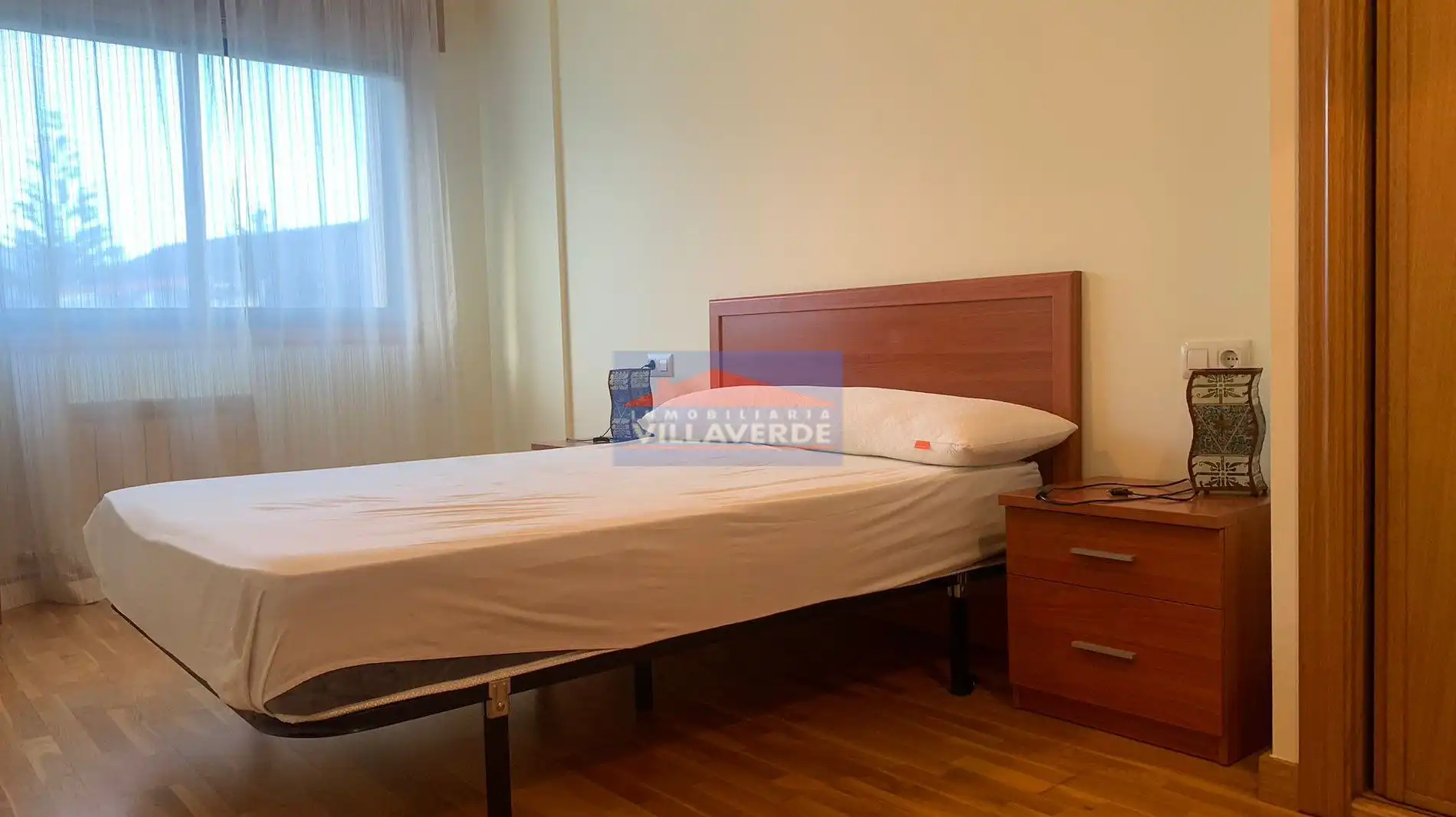 Bedroom of Flat for rent in Cangas   with Furnished, TV and Balcony