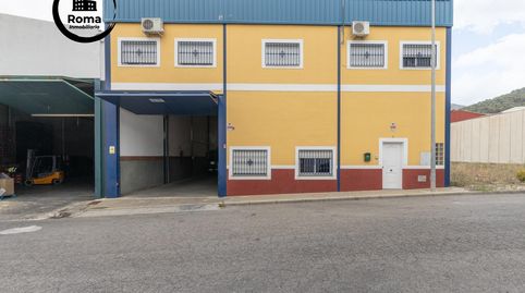 SE VENDE NEGOCIO RENTABLE EN LOJA OPCION TRASPASO O ALQUILER