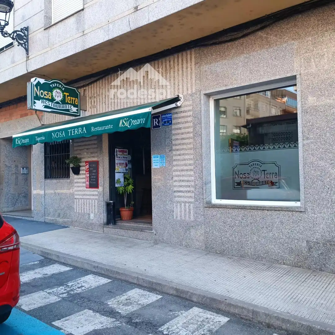 Local en venta en Ponteareas