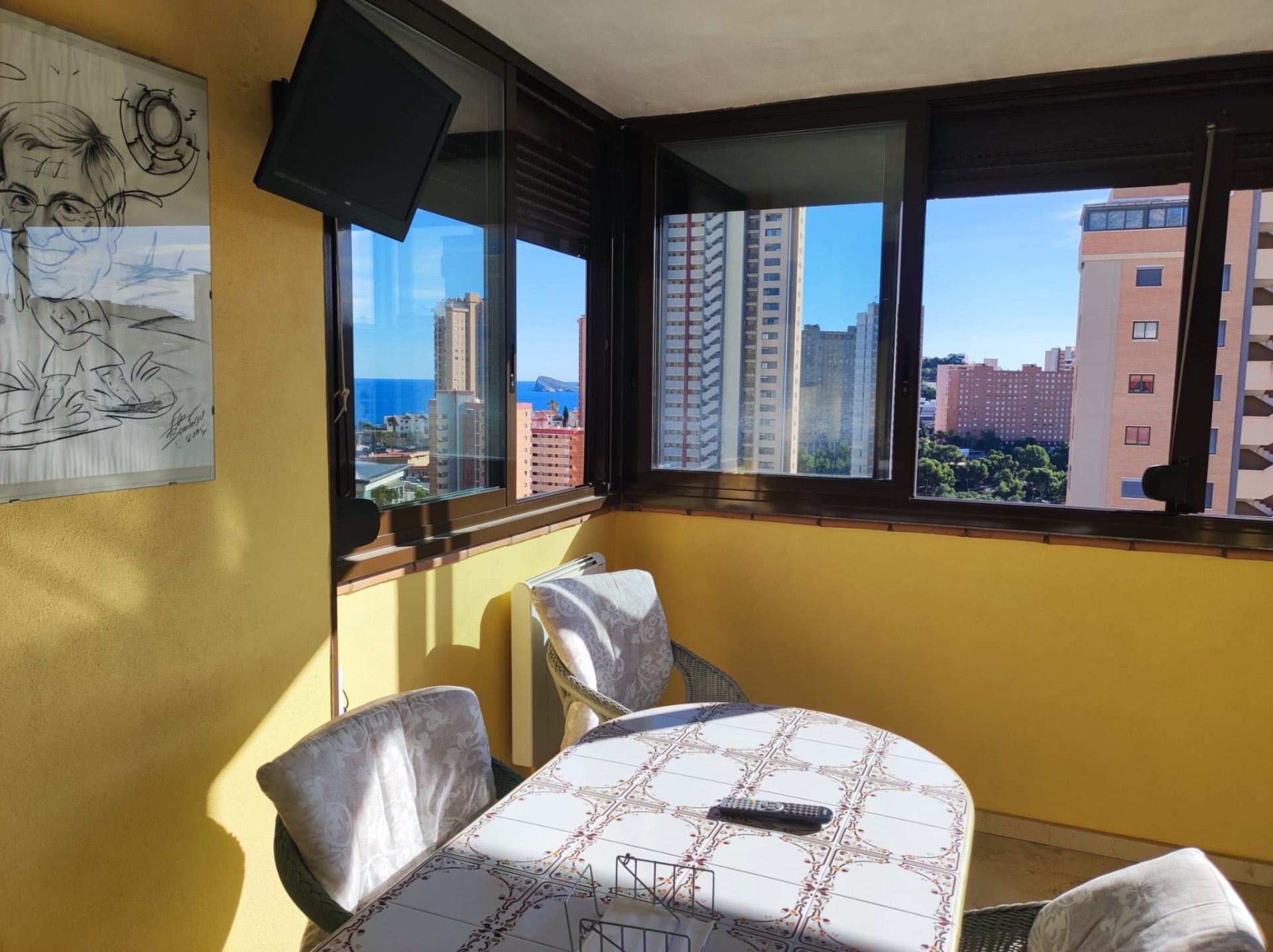 Dormitori de Apartament en venda en Benidorm amb Calefacció, Terrassa i Moblat