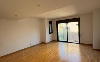 Bedroom of Flat for sale in Sabadell  with Air Conditioner, Heating and Private garden