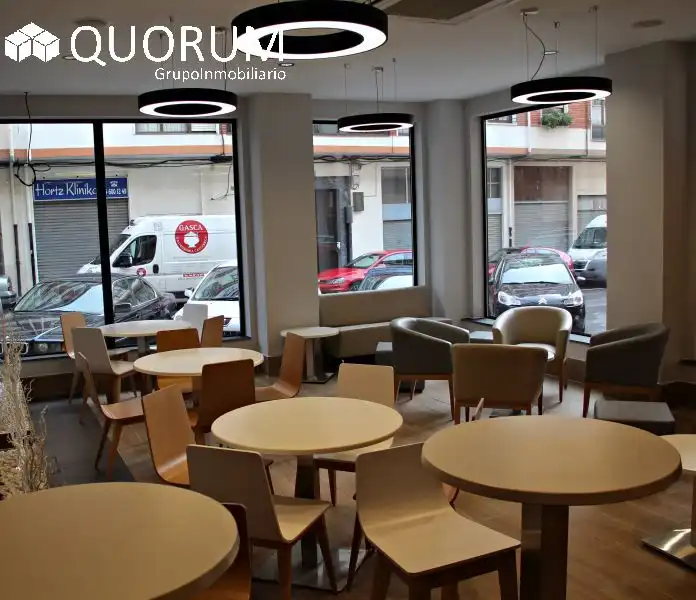 Local en venta en Usansolo con Amueblado