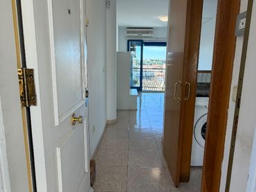 Appartamento con balcone in vendita a Carrer dels Clapers
