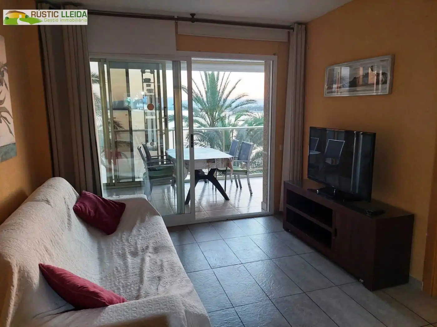 Apartamento de alquiler en Calle Colón, Mar i Camp - Platja dels Capellans