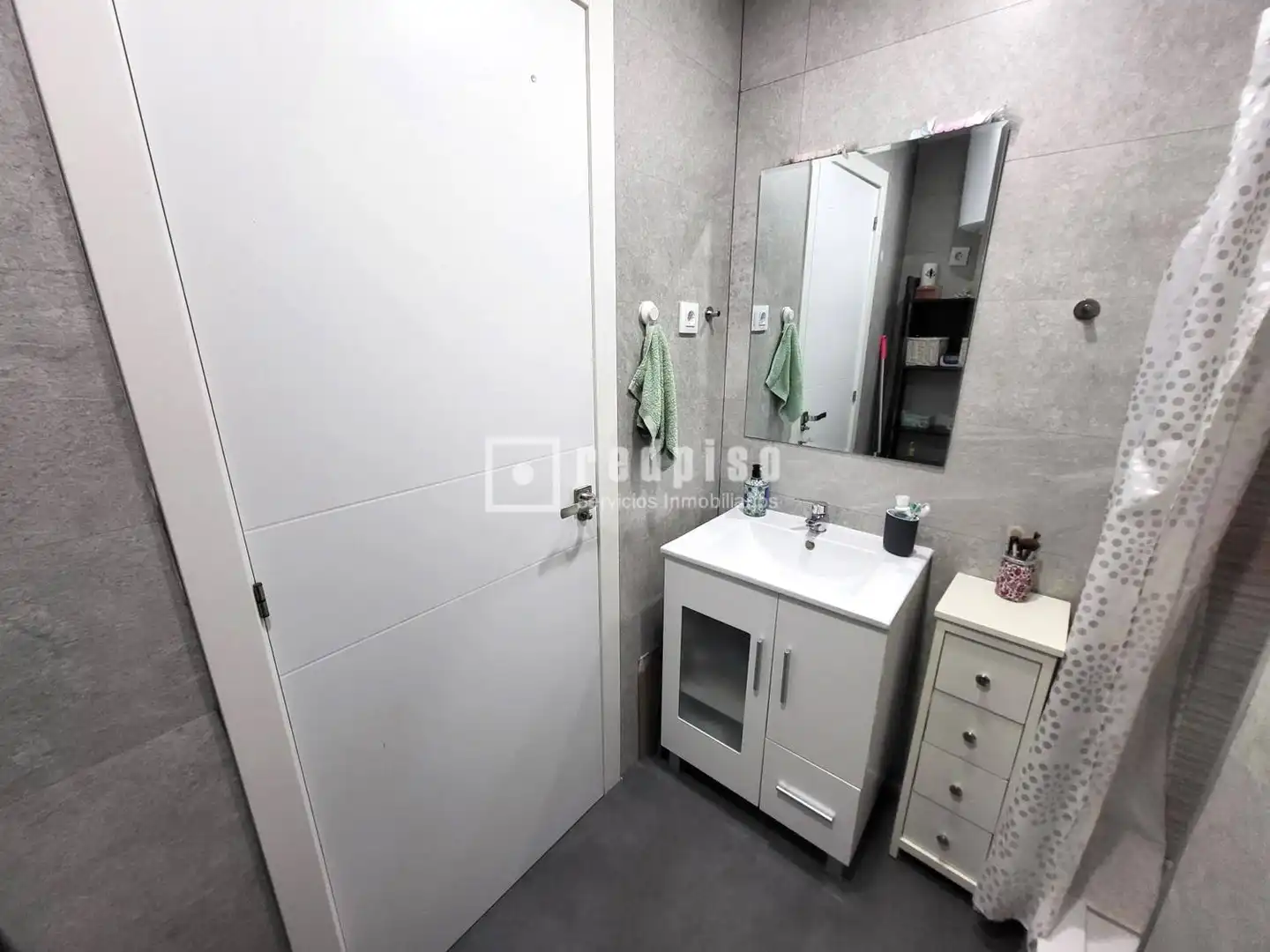 Baño de Piso en venta en Madrid con Calefacción y Terraza