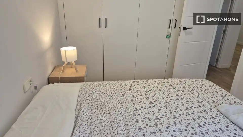 Habitación en El Cabanyal - El Canyamelar