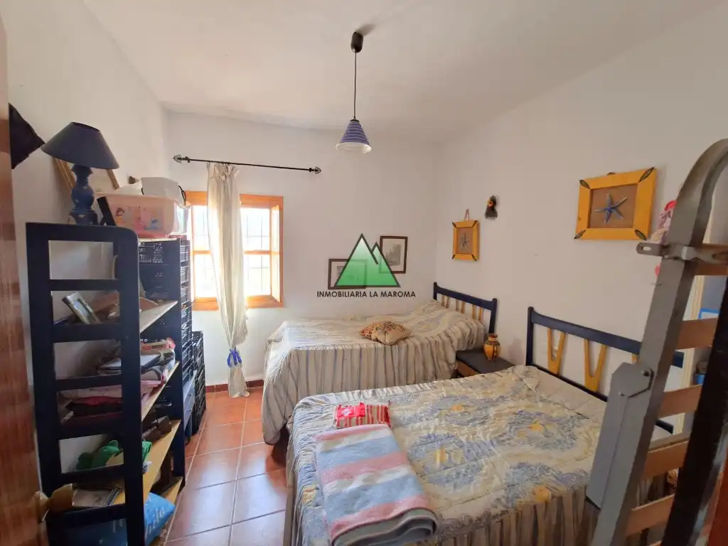 Finca rústica en venda a Carretera Almachar-Velez (Triana) (Triana-Zorrilla, Norte - Barrio del Pilar - El Reñidero