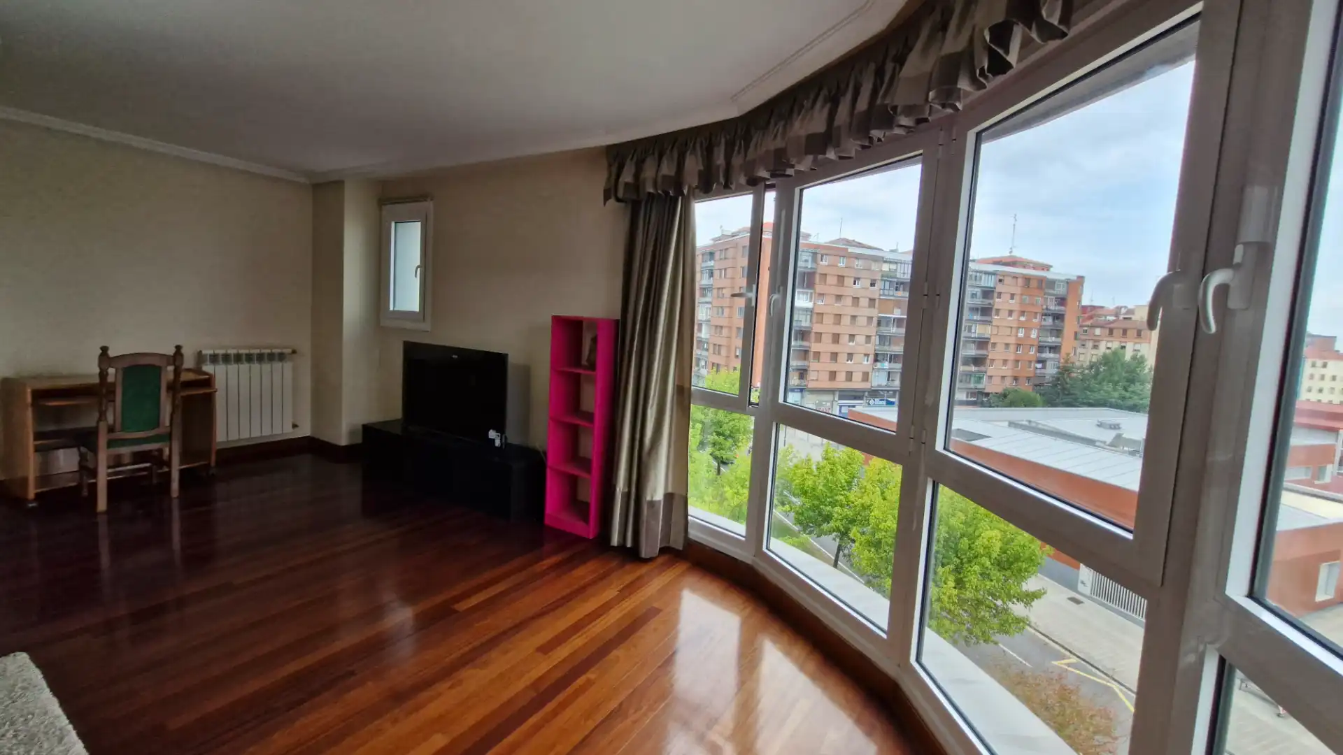 Flat with terrace to rent in Ibaiondo, imagen 31