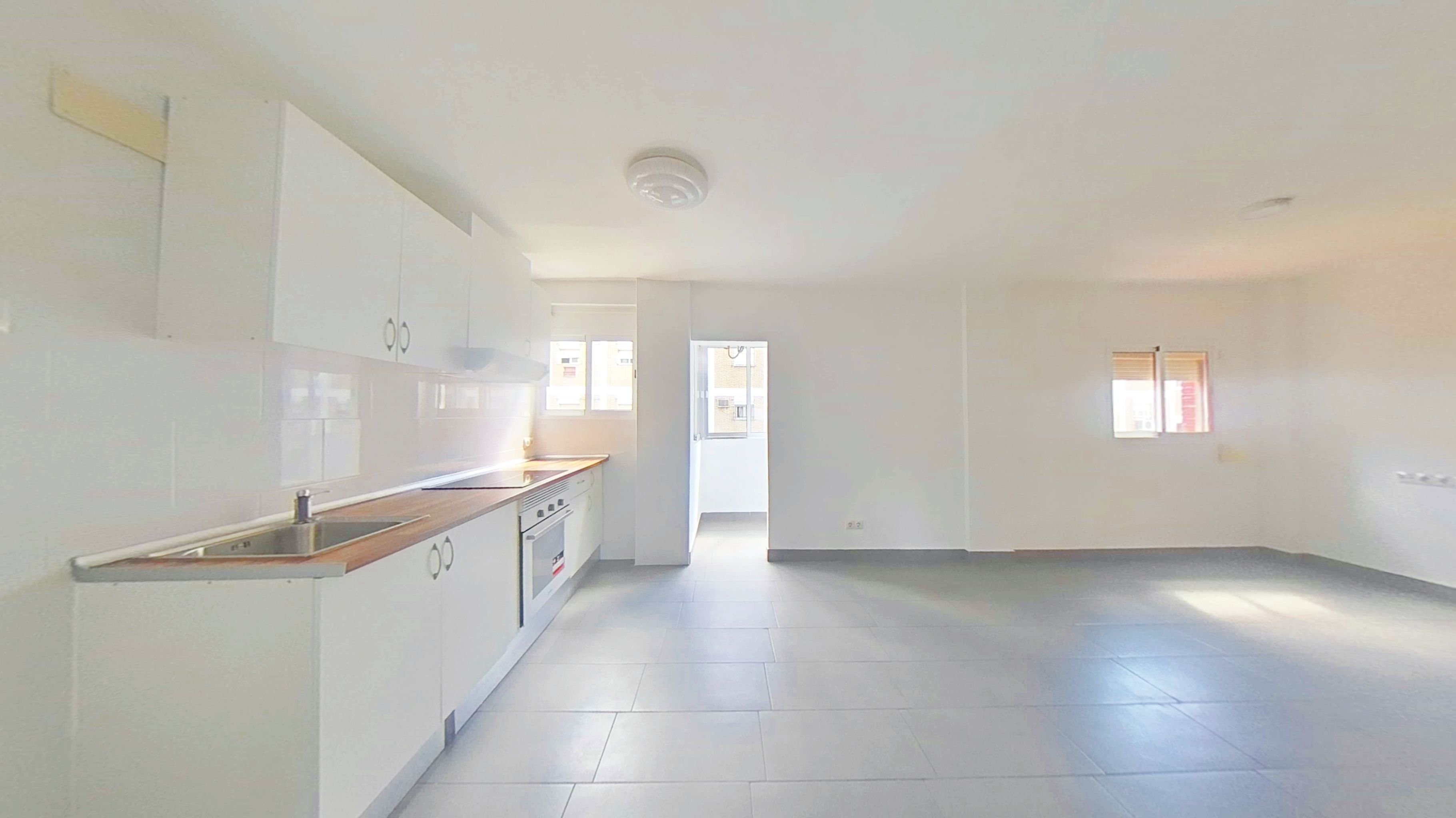 Cocina de Piso en venta en  Sevilla Capital con Horno