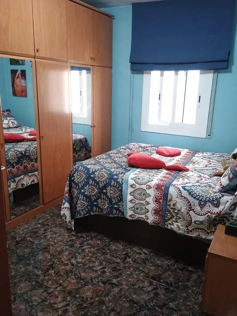 Schlafzimmer von Wohnung zum Verkauf in Vilanova i la Geltrú mit Klimaanlage, Terrasse und Möbliert