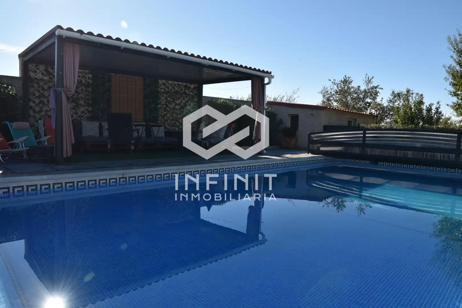 Swimming pool of Houses for sale in Ribatejada, Madrid