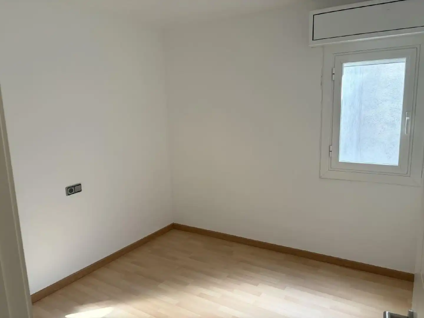 Habitación de Piso en venta en La Pobla de Montornès   con Terraza