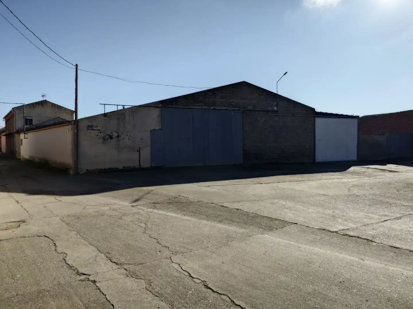 Vista exterior de Piso en venta en Tapioles