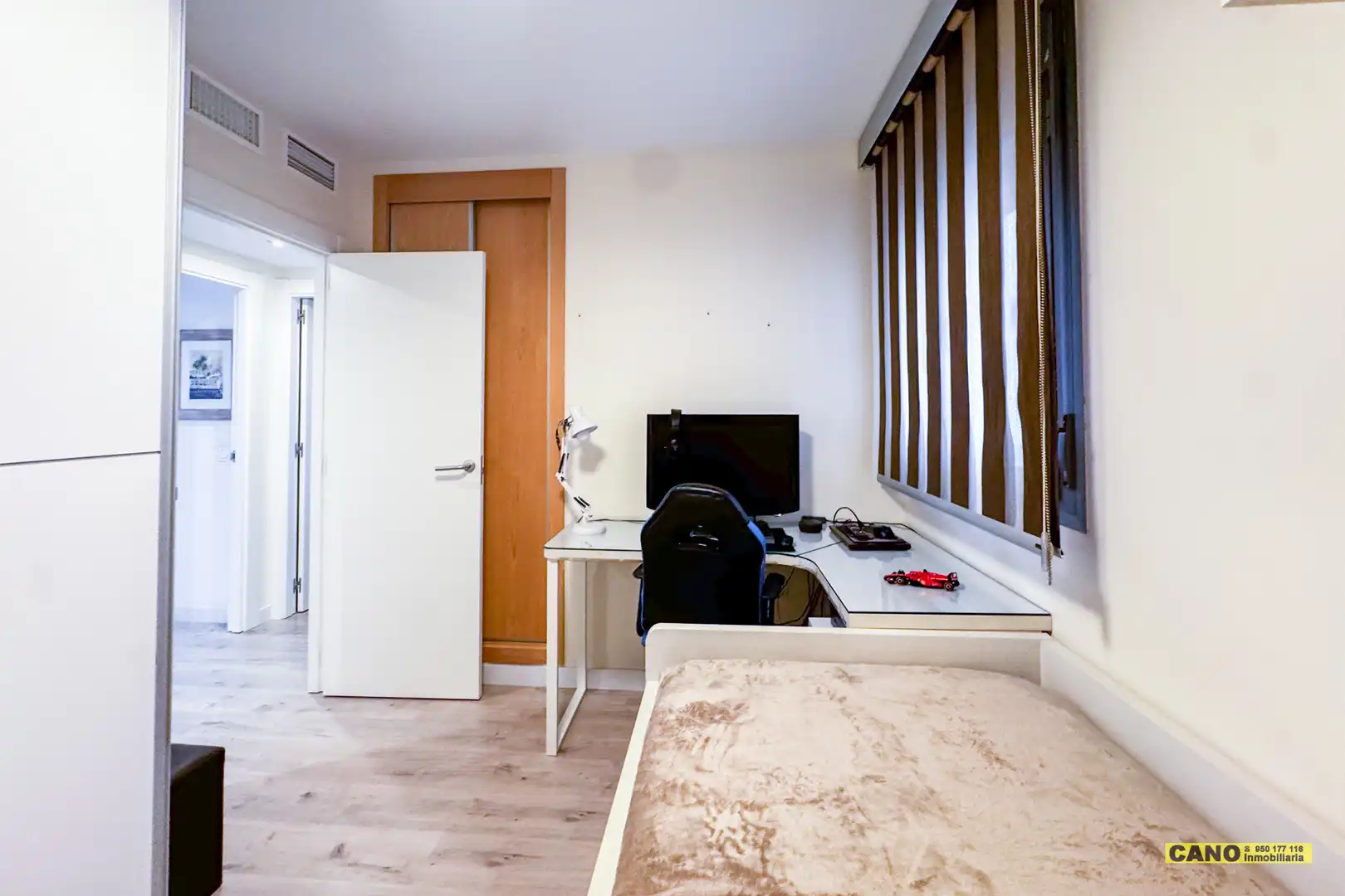 Habitación de Piso en venta en Almería con Aire acondicionado, Calefacción y Terraza