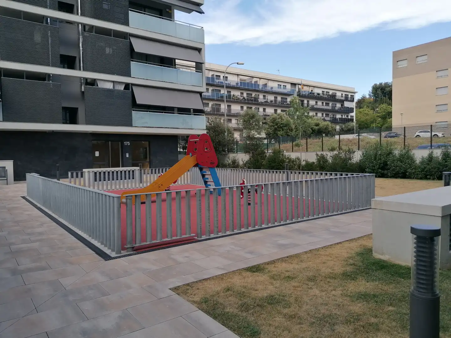 Parking of Flat for rent in Girona  with Air Conditioner, Heating and Parquet flooring