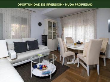 Villa con piscina in vendita a Calle Pintor Benedito