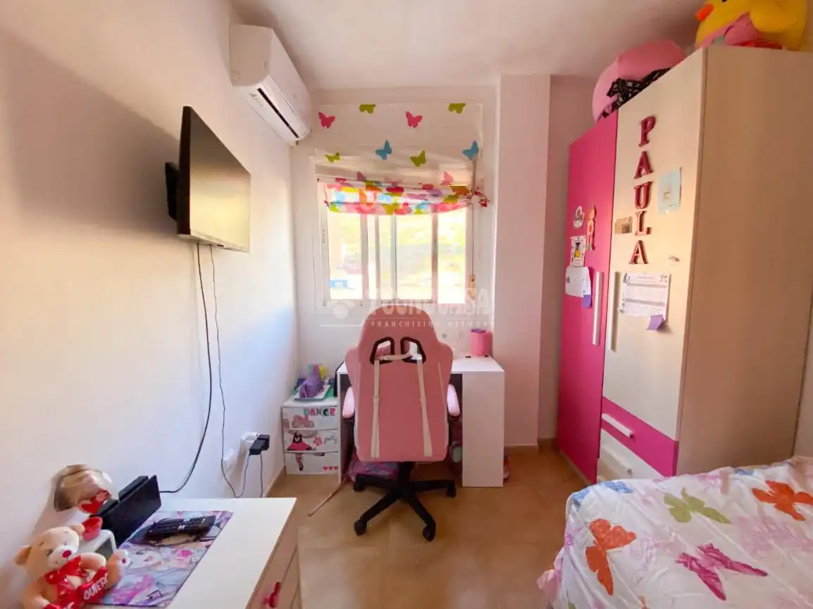 Schlafzimmer von Wohnung zum Verkauf in Viator mit Abstellraum