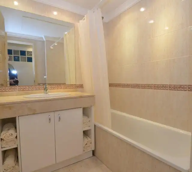 Apartamento con piscina en venta en Calle Calle Torrequebrada, imagen 22
