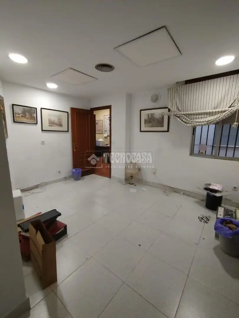 Local comercial en venda a Centro, imagen 18