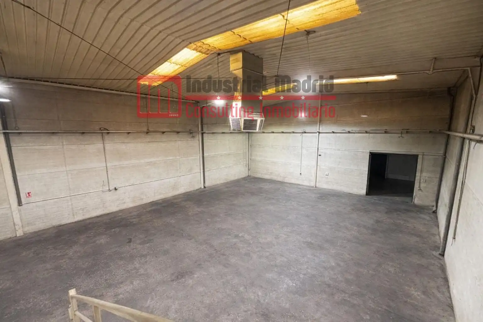 Industrial buildings for sale in Loeches