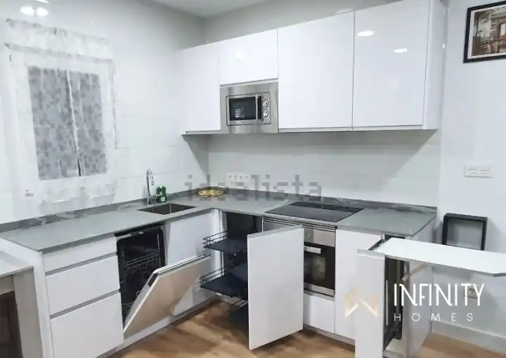 Cocina de Piso de alquiler en Bilbao  con Calefacción y Balcón