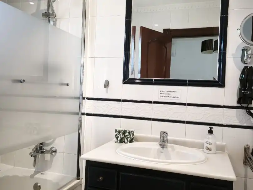 Bany de Casa o xalet en venda en Almogía, Málaga