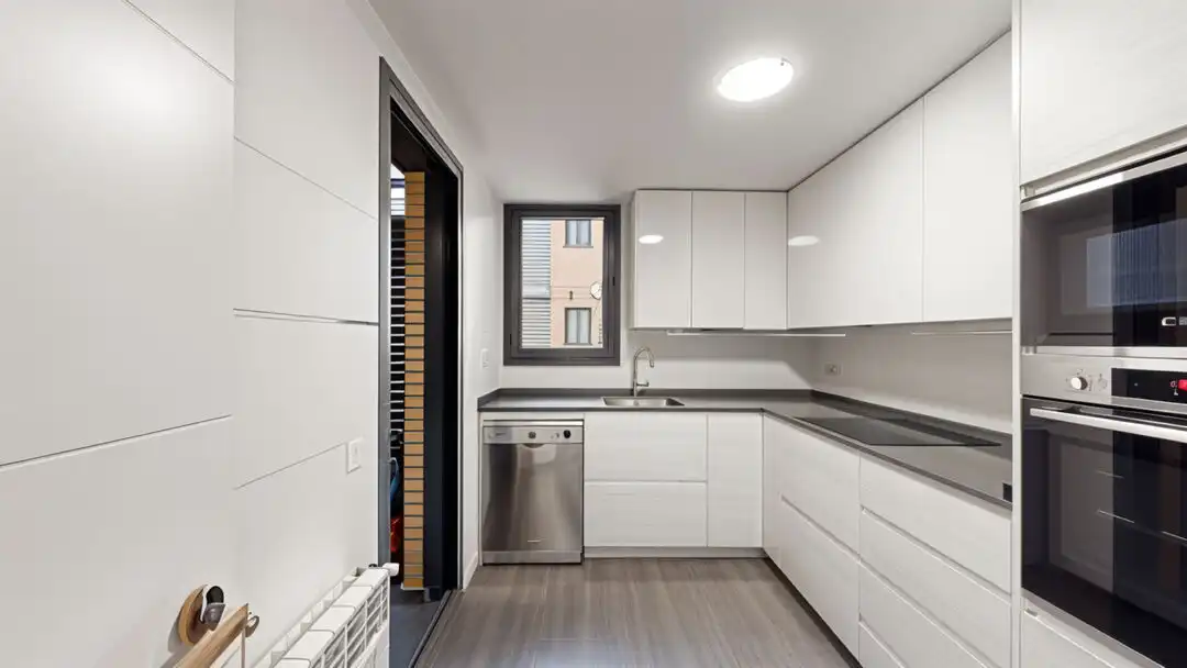 Cuina de Pis en venda en  Madrid Capital amb Calefacció, Terrassa i Traster