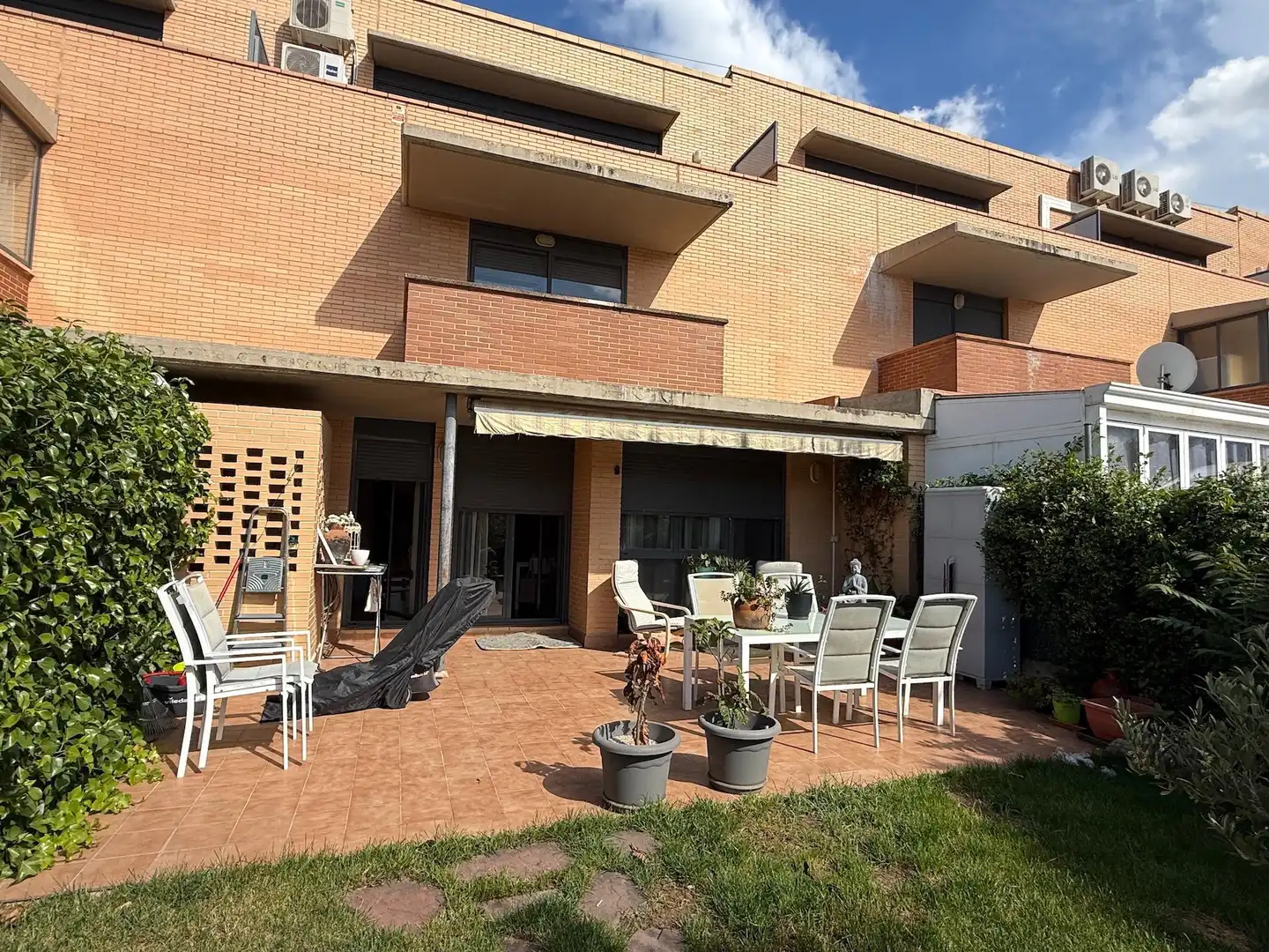 Terraza de Casa adosada en venta en Cuarte de Huerva con Aire acondicionado, Calefacción y Jardín privado
