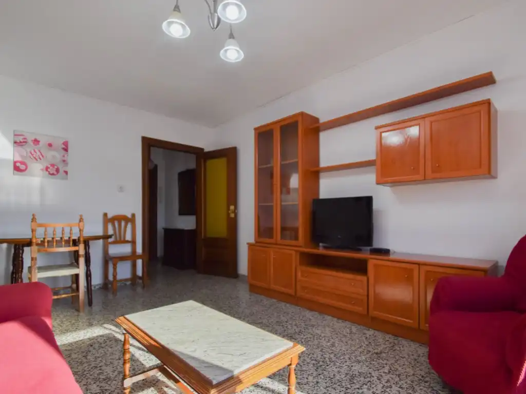 Wohnzimmer von Wohnung zur Miete in Granada mit Möbliert