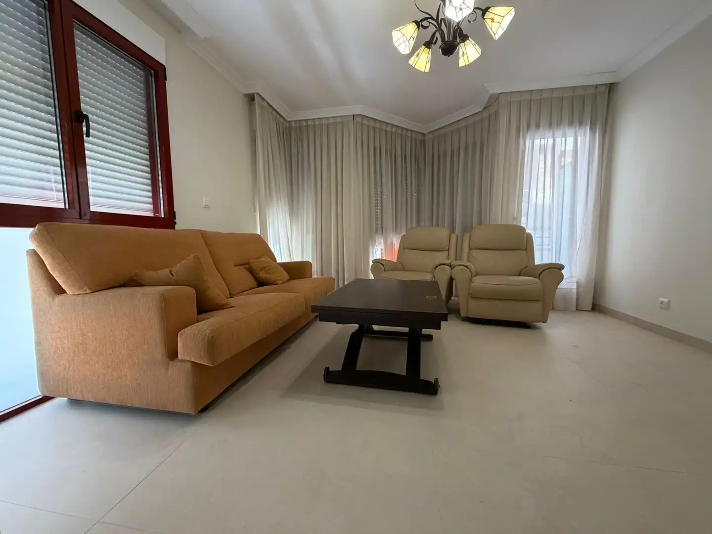 Piso con terraza en venta en Calle CASSOLA