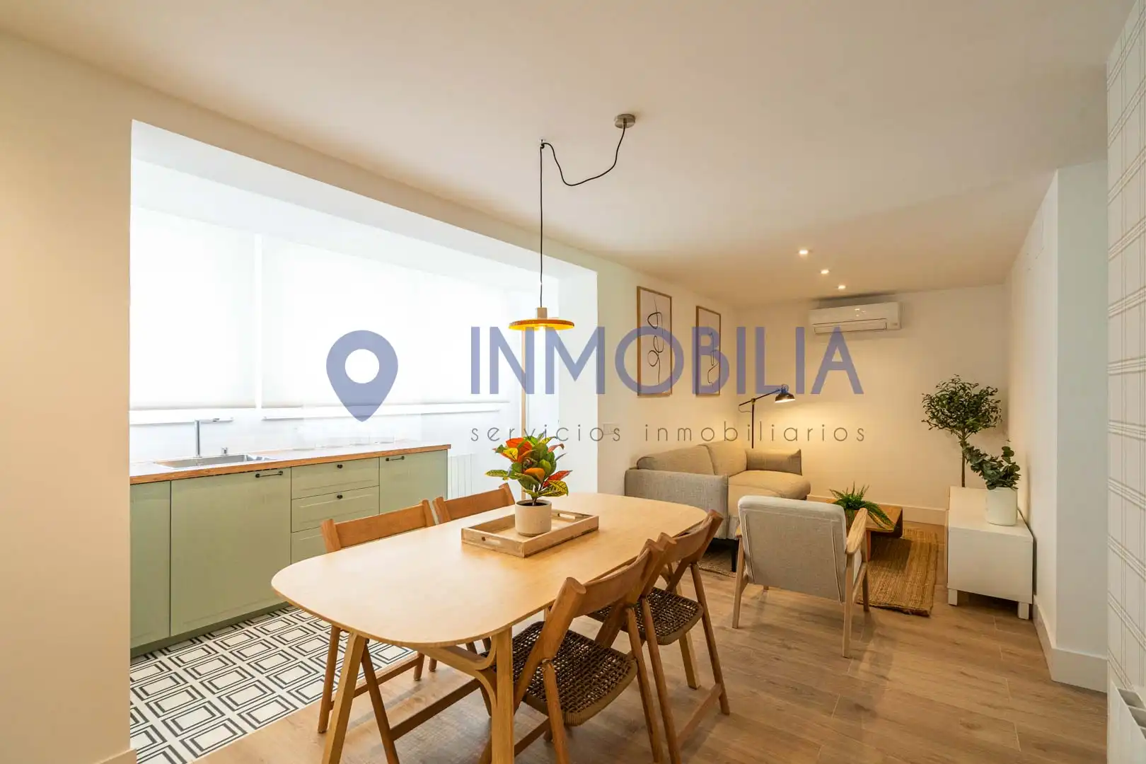 Exterior view of Flat for sale in Madrid  with Air Conditioner and Heating