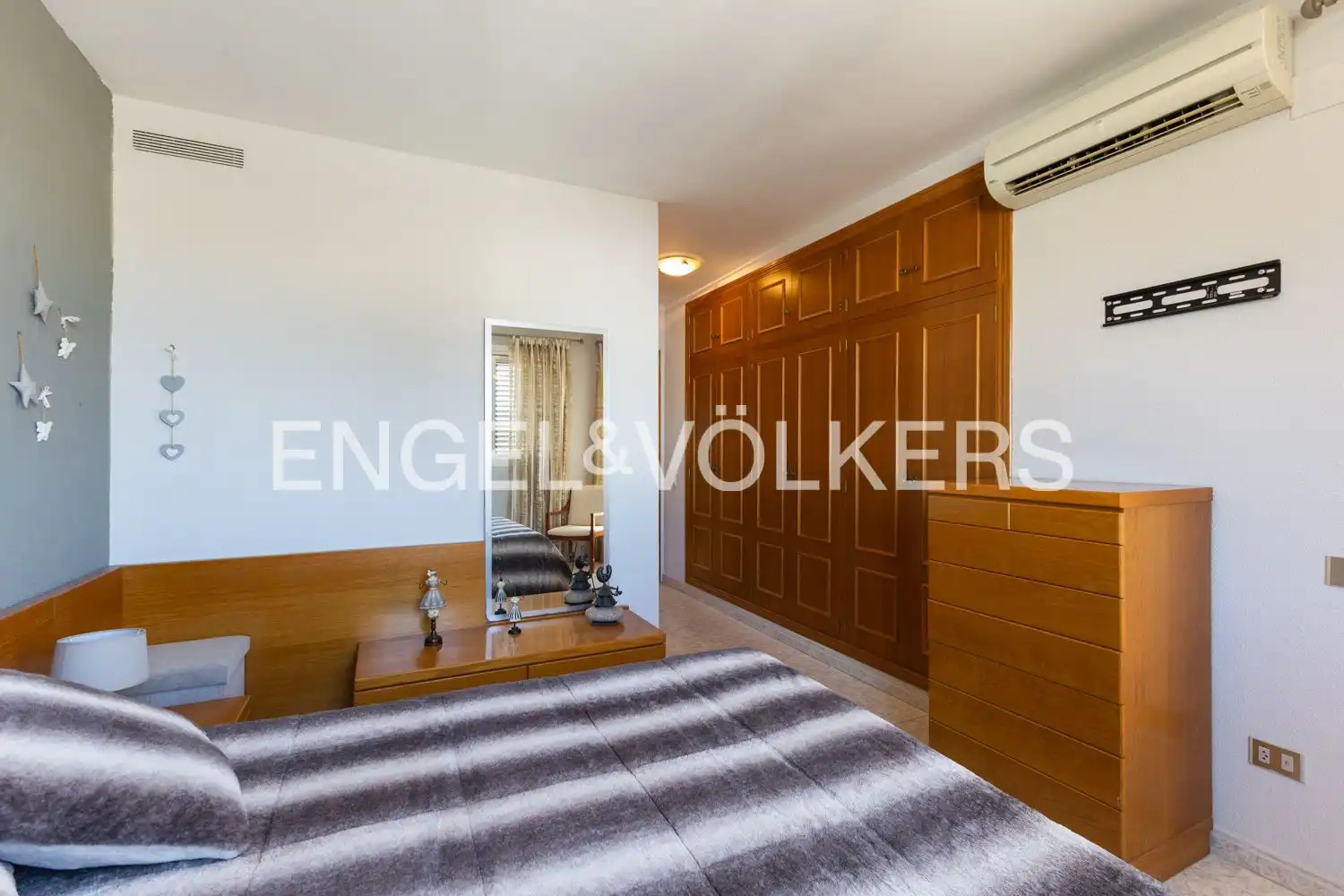 Habitación de Casa o chalet de alquiler en Benicasim / Benicàssim con Aire acondicionado, Calefacción y Jardín privado
