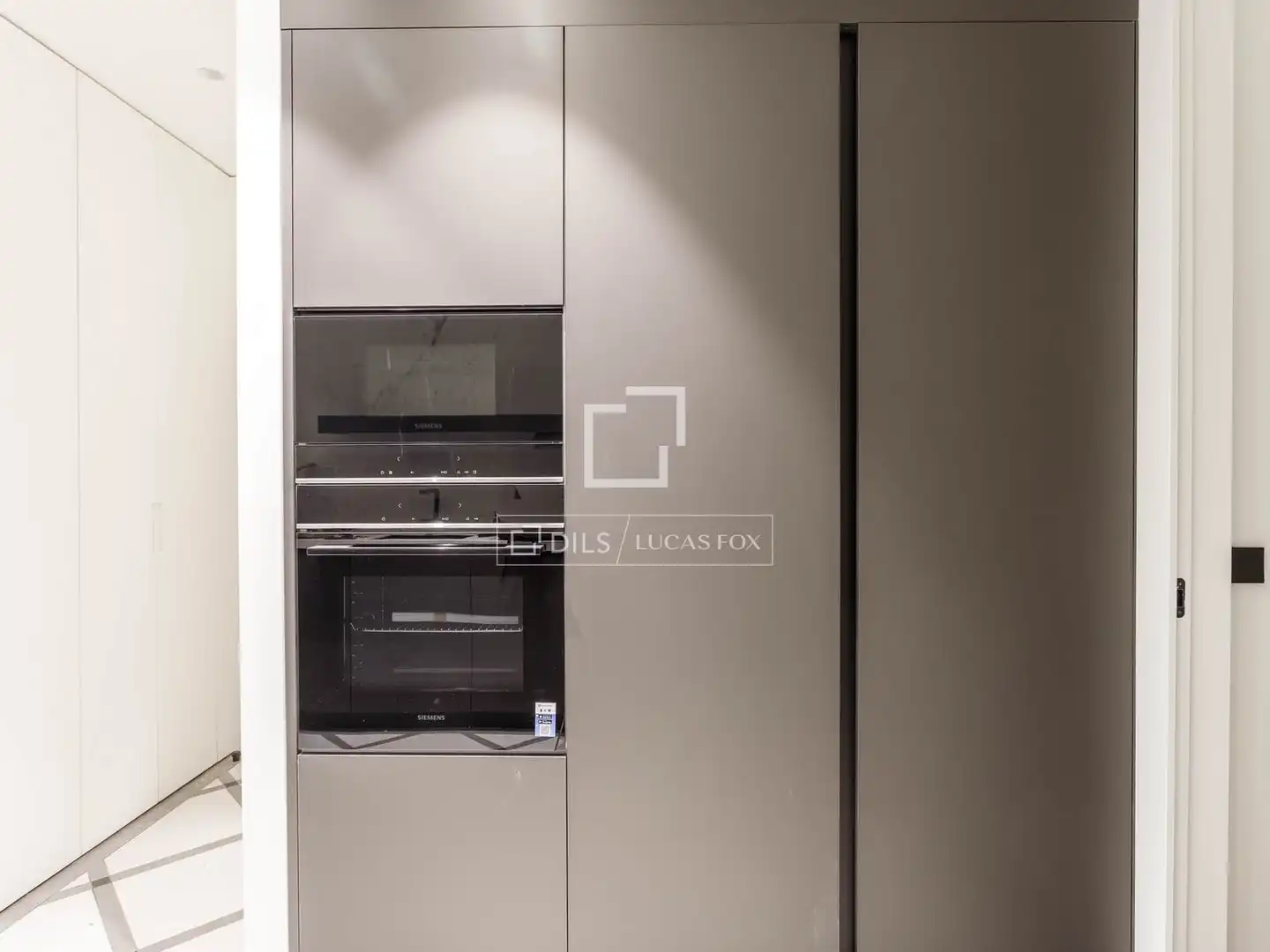 Cocina de Piso de alquiler en Madrid con Aire acondicionado, Terraza y Piscina