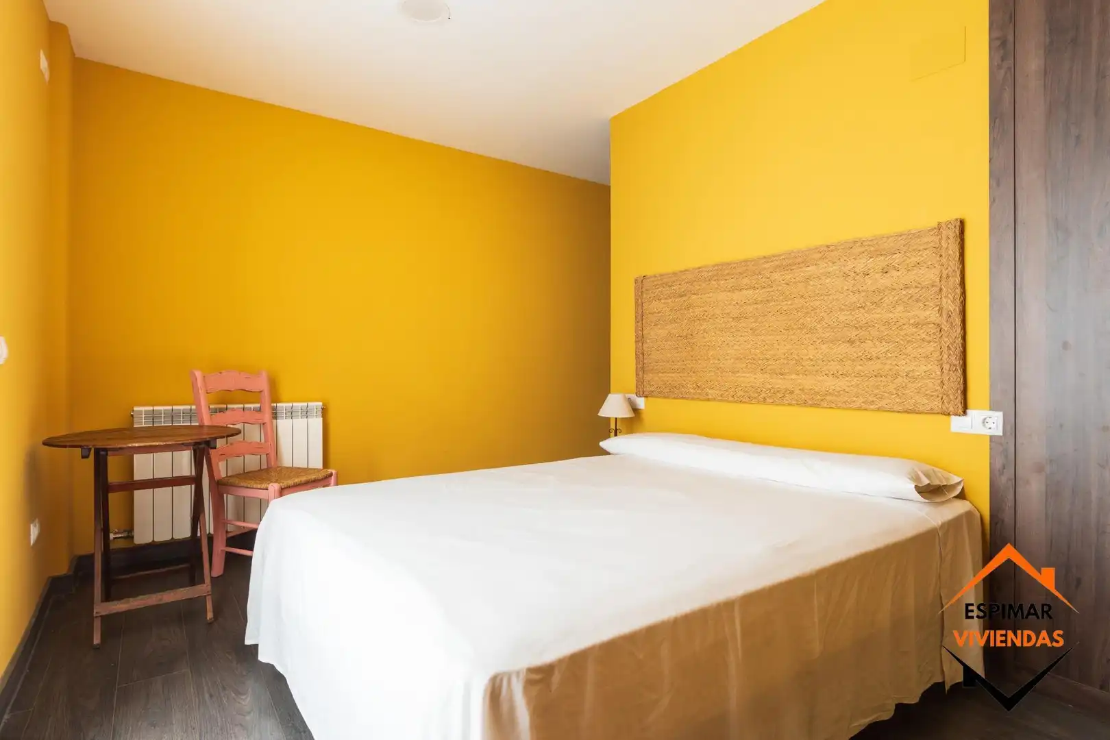 Habitación de Edificio en venta en Castejón de Valdejasa