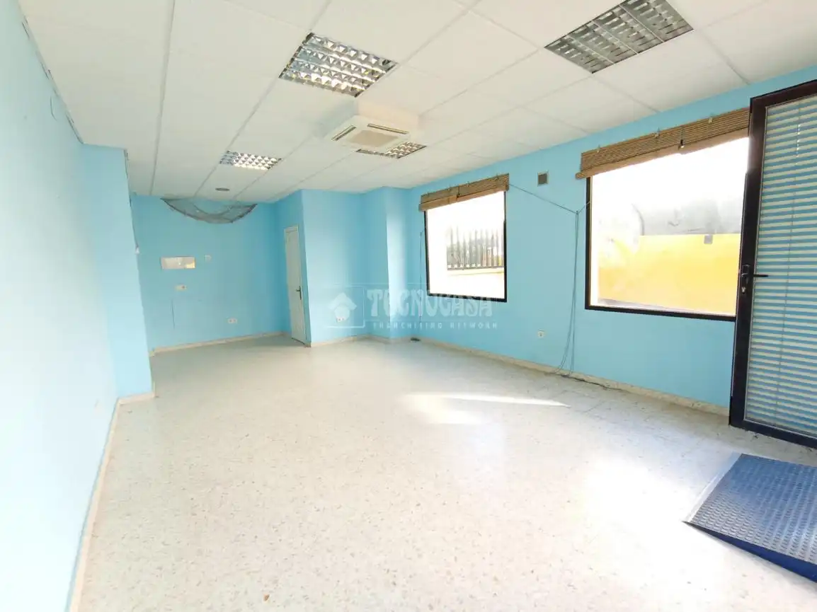 Business premises for sale in Chapín - Campus Universitario - Navinco, imagen 2