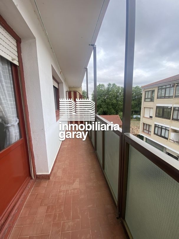 Balcony of Flat for sale in Villarcayo de Merindad de Castilla la Vieja  with Terrace and Furnished