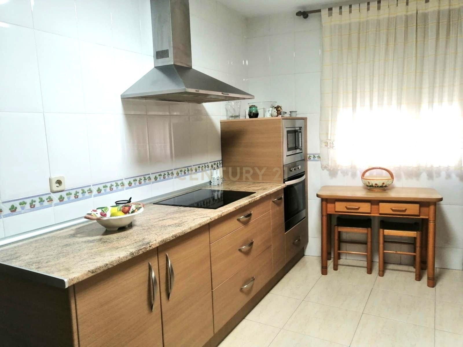 Kitchen of Single-family semi-detached for sale in Morata de Tajuña  with Storage room and Washing machine