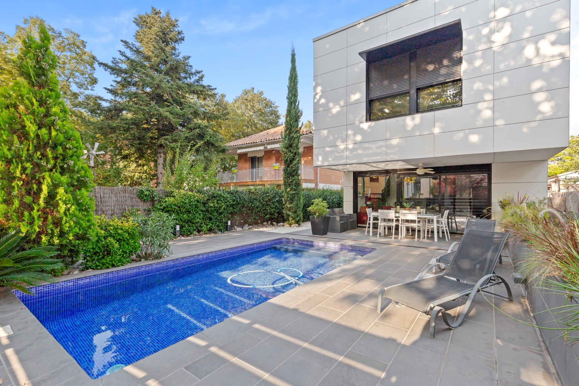 Piscina de Casa o xalet en venda en Sant Cugat del Vallès amb Aire condicionat, Calefacció i Terrassa