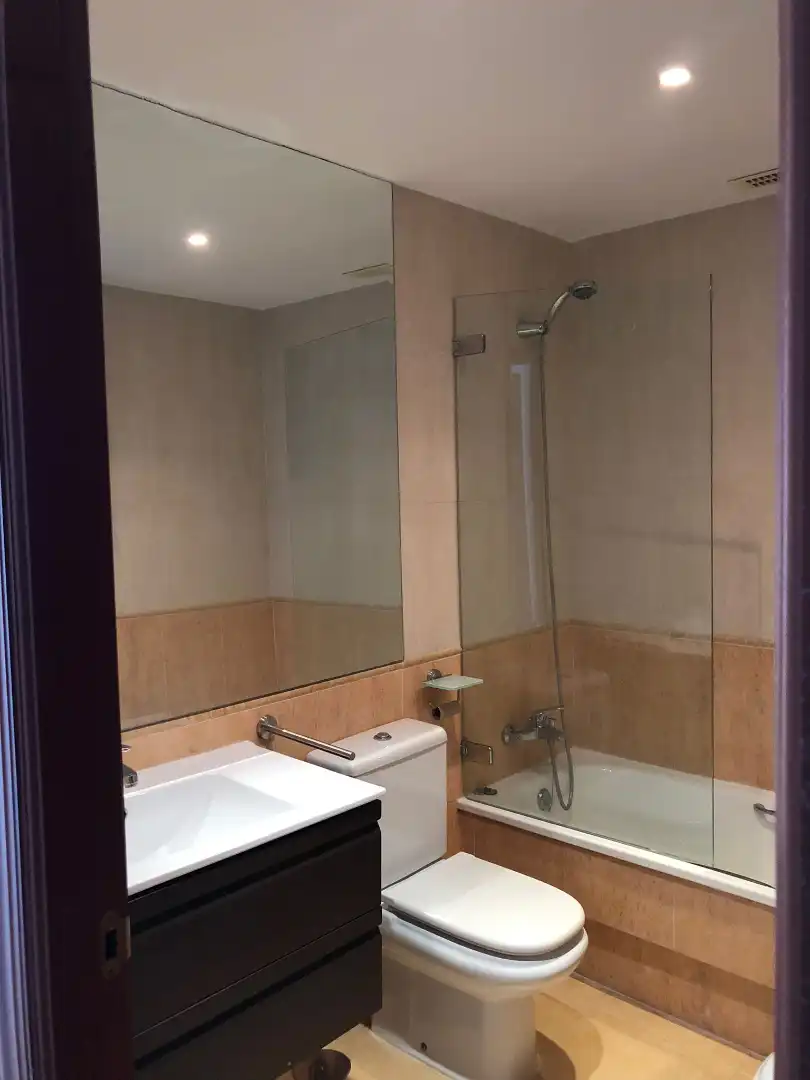 Badezimmer von Maisonette zur Miete in Fuengirola mit Klimaanlage, Möbliert und Ofen