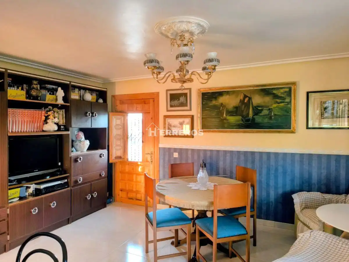 Chalet con jardín en venta en revilla, imagen 19