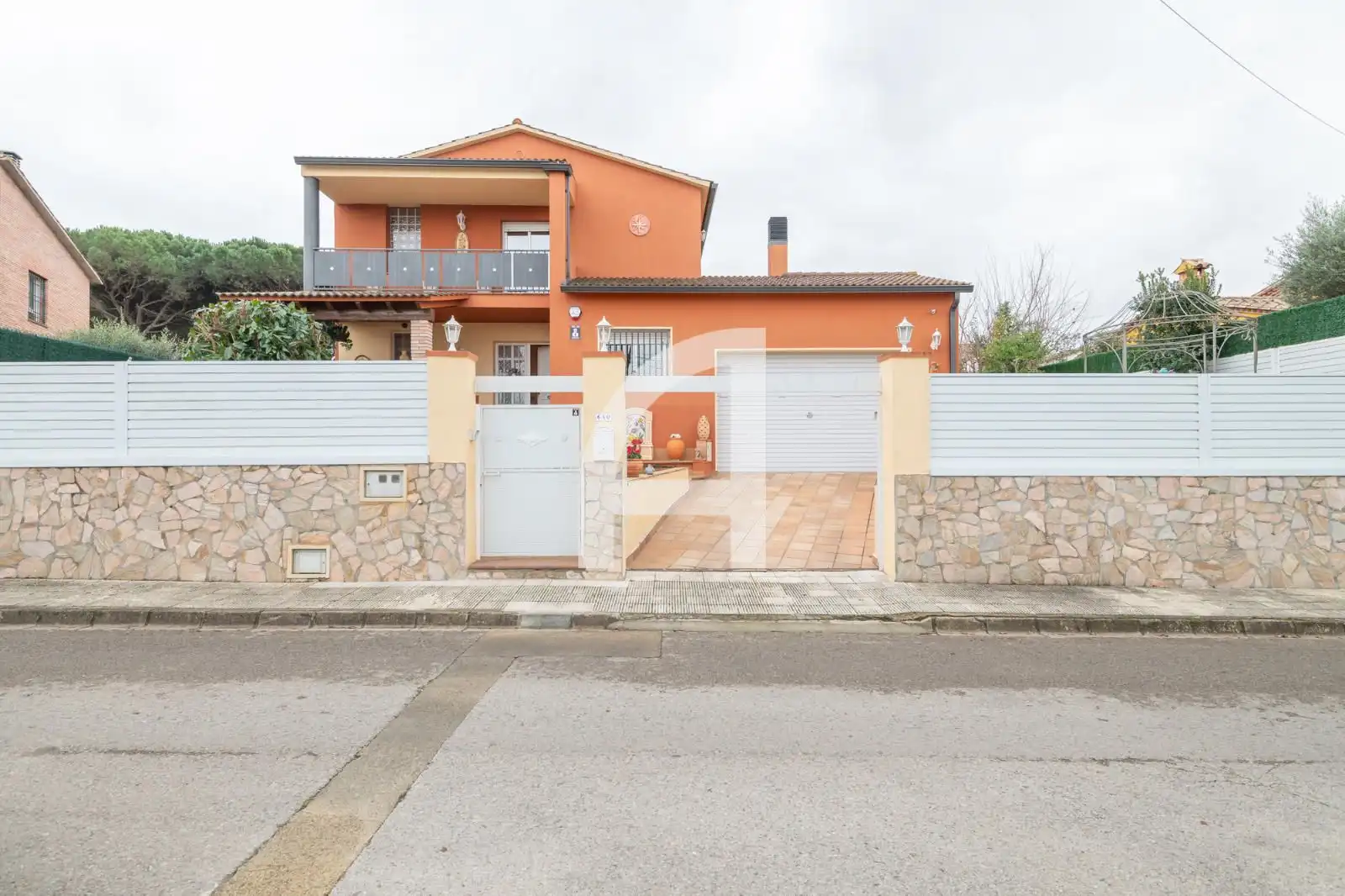 Vista exterior de Casa o xalet en venda en Vidreres amb Aire condicionat, Calefacció i Jardí privat
