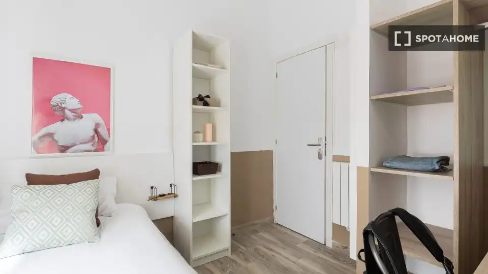Habitación de Piso de alquiler en Getafe con Aire acondicionado, Calefacción y Amueblado