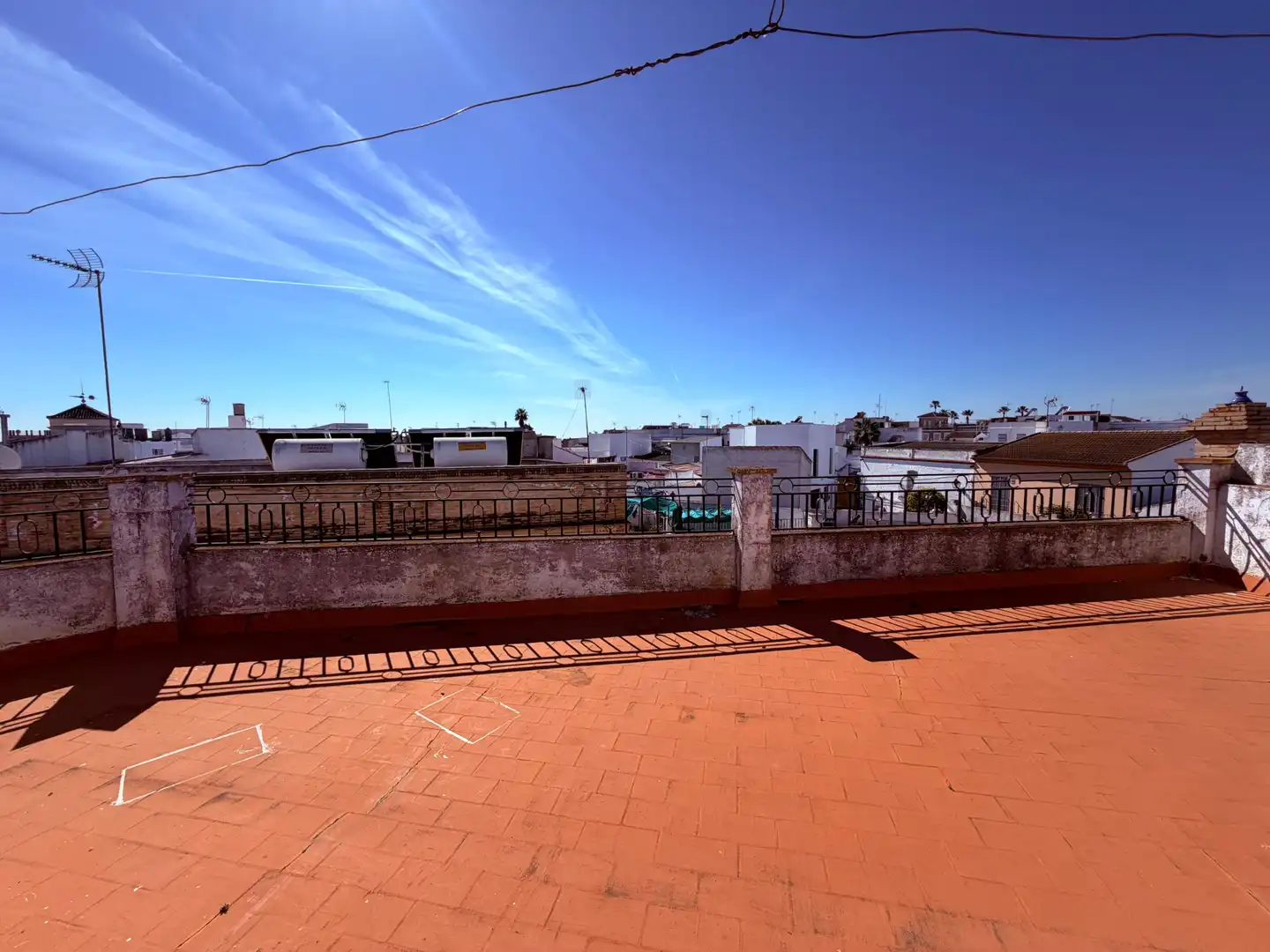Vista exterior de Casa o chalet en venta en Bollullos de la Mitación con Terraza, Trastero y Balcón