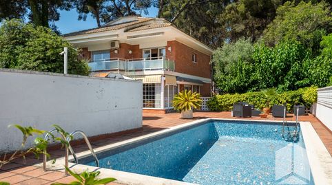Foto 2 de Casa o chalet en venta en Avinguda 348, Montmar, Castelldefels