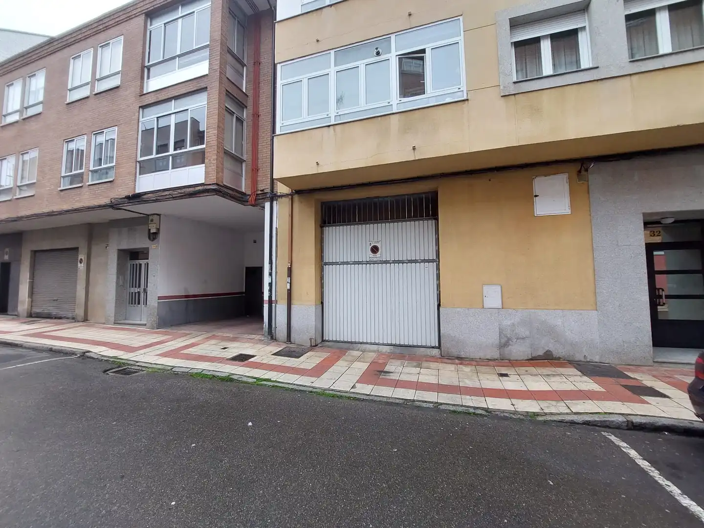 Duplexes for sale in Calle Cardenal Cisneros, Trobajo del Camino