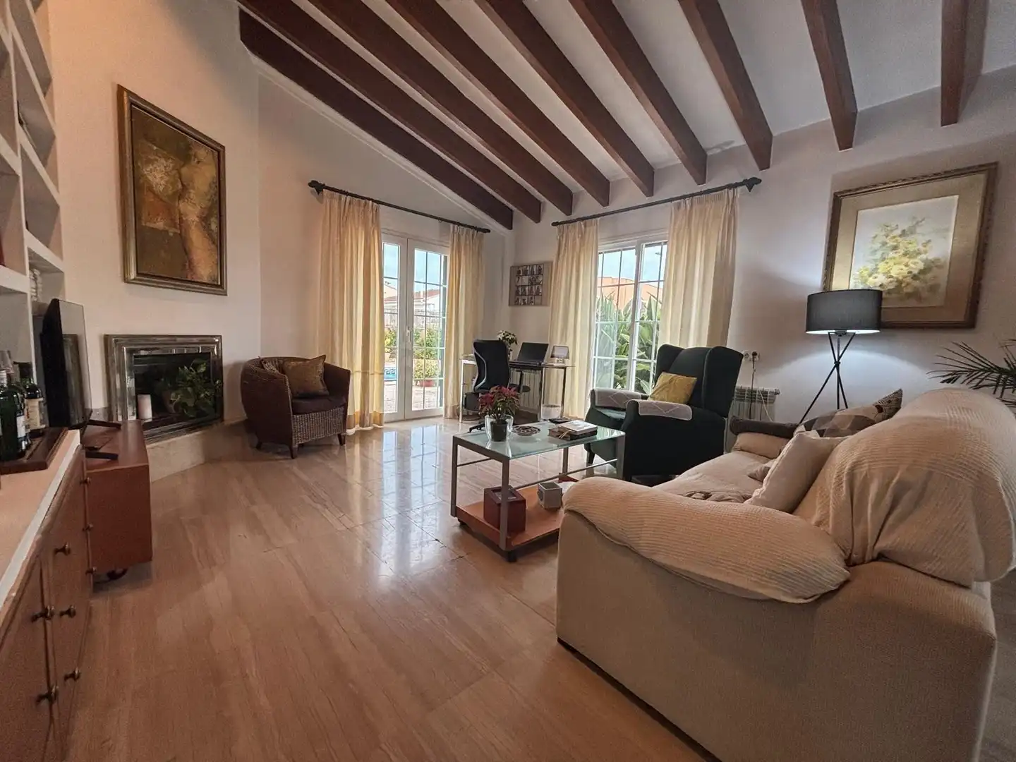 Sala d'estar de Casa o xalet en venda en Marratxí amb Aire condicionat, Calefacció i Jardí privat