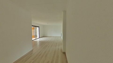 Foto 2 de Piso en venta en Carrer Circumval.lacio Baixa, Centre - Cordelles, Cerdanyola del Vallès