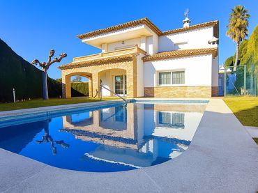 Villa mit Balkon zum Verkauf in Platja d'Aro
