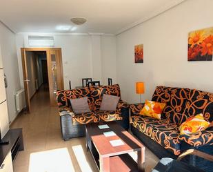 Sala d'estar de Pis de lloguer en Puertollano amb Aire condicionat, Moblat i Forn