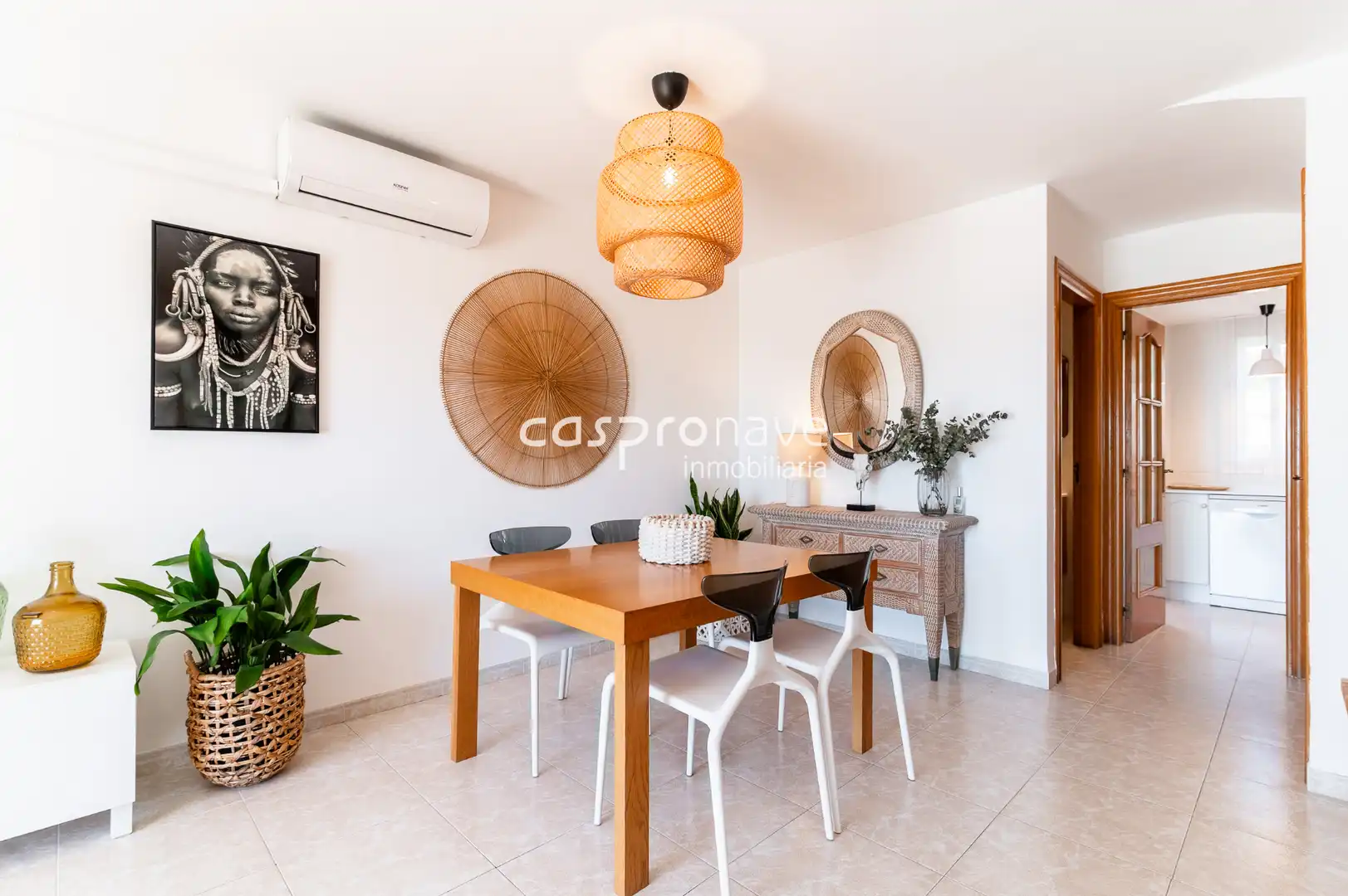 Menjador de Casa adosada en venda en Almazora / Almassora amb Aire condicionat, Jardí privat i Terrassa